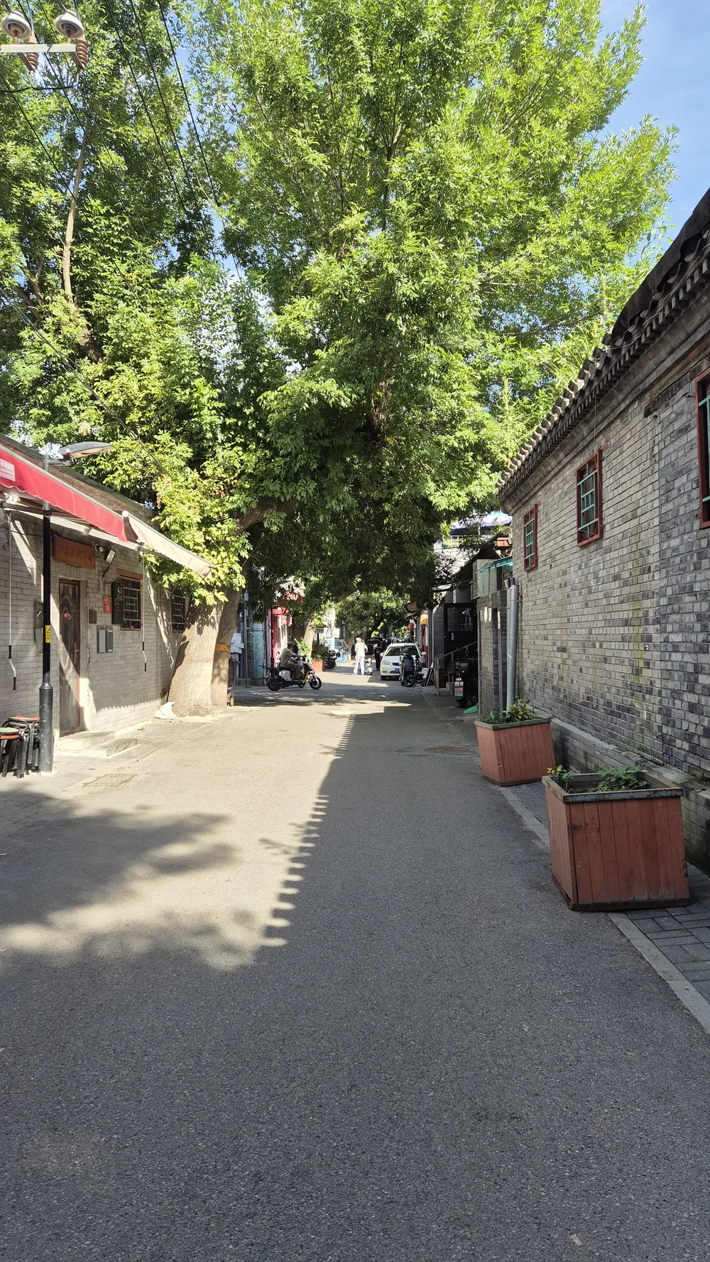 La rue de l&rsquo;hôtel